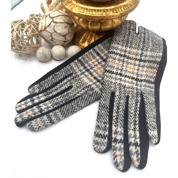 2/$30 Retro Plaid Gloves Finger Touch Screen Cashmere Feel Plus Velvet Thick NWT - Picture 4 of 8